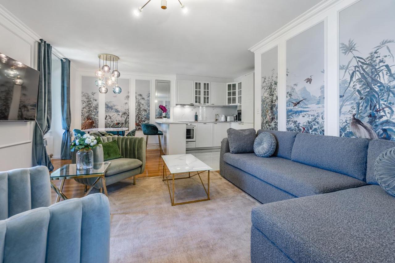 Soft Glam 1-Bedroom Appt - Lake & Mountain View Montreux Luaran gambar